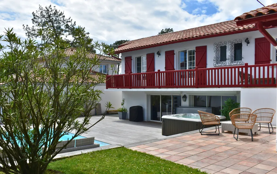 Villa familiale avec extérieur en location saisonnière dans les Landes